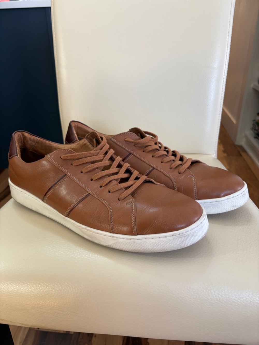 Men's Leather Low-Top Sneakers in Brown